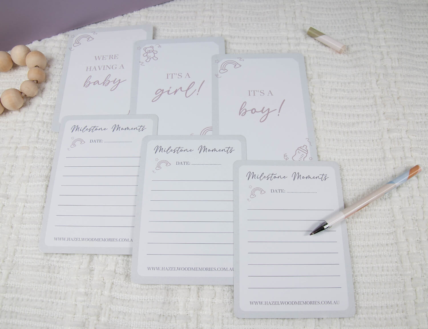 pregnancy milestone cards showing front and back of cards